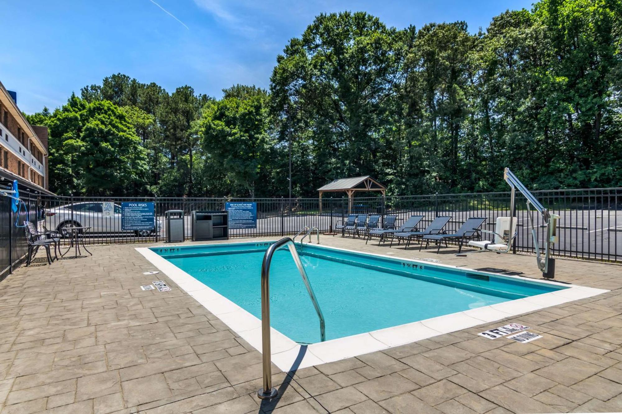 Best Western Atlanta-Marietta Ballpark Hotel Waterford Exteriör bild